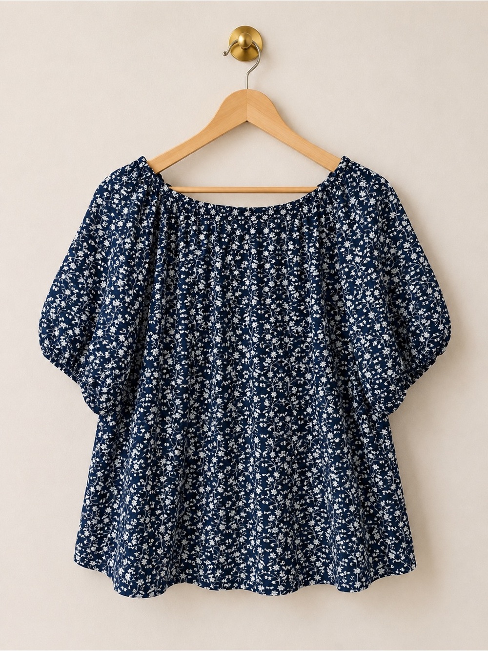 Wyeth Boutique Small Navy Floral Puff Sleeve Blouse Boho Top (retails for $190) - Picture 2 of 3